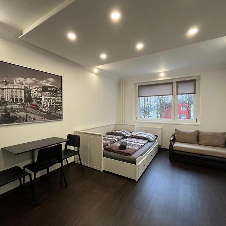 Apartment Charkovska Karlovy Vary Eksteriør bilde